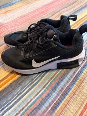 Nike Black and White Air Max Runner Sneakers